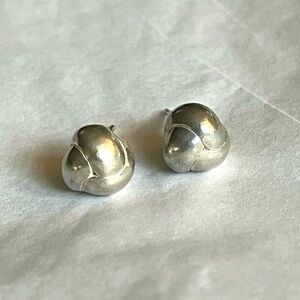 Smooth Knot Earrings